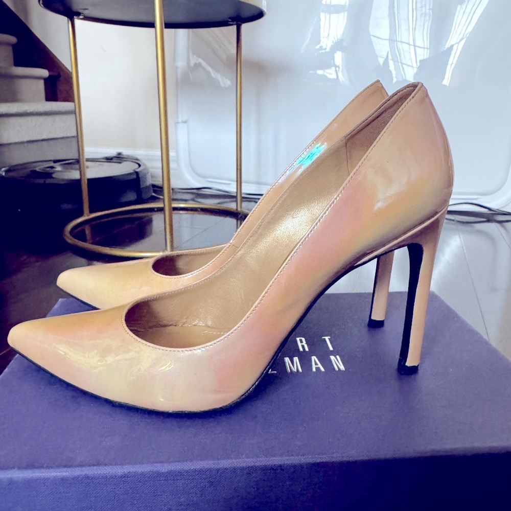 Stuart Weitzman Nouveau Nude Adobe Aniline Patent Leather Pump
